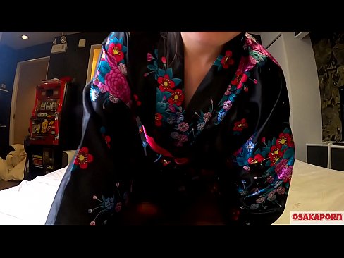 ❤️ A moza cosplay encántalle o sexo ata o orgasmo con chorros nunha jinete e unha mamada. Moza asiática con coño peludo e fermosas tetas con traxe tradicional xaponés nun vídeo afeccionado que mostra a masturbación con xoguetes de merda. Sakura 3 OSAKAPORN. ❤️❌ Vídeo porno en nós ❌️